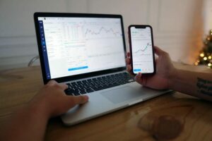 Aplikasi sales dan distribusi